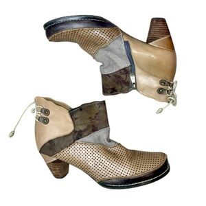 Elite by Corkys RAGS Brown Ankle Boots Western Artsy Coastal Cowgirl Size 11